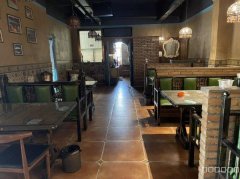 C8884乌市七道湾420平高端餐厅转让