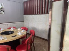 C8885红旗路海棠公馆三期240平鱼火锅转让