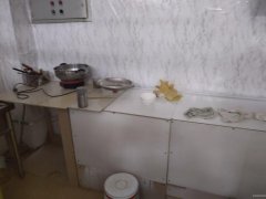 （成功案例）C8898天津南路银座中心40平小吃店低价转让