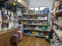 C8902位于昌吉市建设路回民小吃街临街34平店面转让