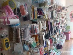 C8902位于昌吉市建设路回民小吃街临街34平店面转让