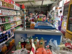 C8907昌吉延安路毛纺厂120平商超转让