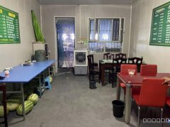 C8925昌吉花儿小镇对面47平牛骨头烧烤店转让