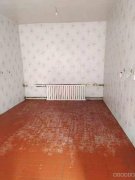 C8932天山区碱泉街24平美团外卖店空转