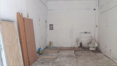 （成功案例）C8951位于昌吉市亚中商城临街39平门面出租