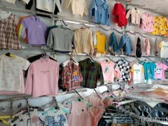 C8952位于昌吉市文化东路州一幼22平店面转让