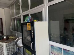 C8966位于昌吉宁边路州检查院附近140平早餐店转让