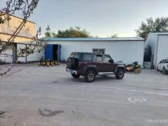 C8972位于阜康市城关中心小学旁独立院落厂房出租出售