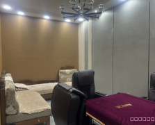 C8977位于昌吉长宁路文庭雅苑127平棋牌室转让