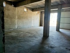 C8978位于昌吉市大西渠民主一队附近厂房出租