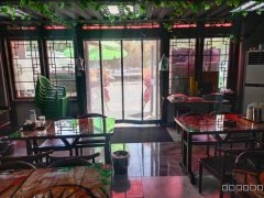 C8994长宁南路吉祥花园西院东门口60平餐饮店转让