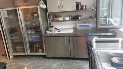 C8999旺铺转让 位于吉木萨尔县旺营中新装修餐厅低价转让