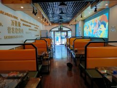 C9001位于昌吉市南公园西路丽景尚城临街245平门面出租