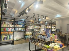 （成功案例）C9055开发区秦基大厦160平宠物店转让