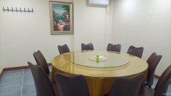 C9061位于奇台县当代名筑二期临街店面转让