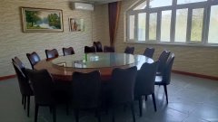 C9061位于奇台县当代名筑二期临街店面转让