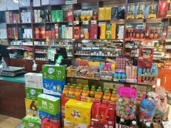 C9078位于奇台县翰景轩小区140平店铺转让