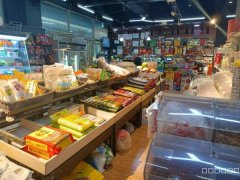 C9078位于奇台县翰景轩小区140平店铺转让