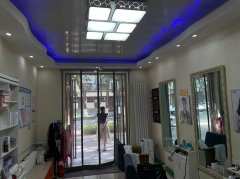 C9084位于昌吉健康路与延安路路口40平理发店转让