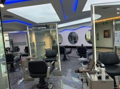 C9087汇嘉时代中兴大厦298平美发店出租工位