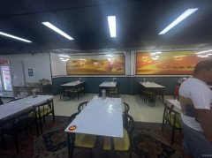 C9089位于米东区东华酒店旁140平快餐店转让