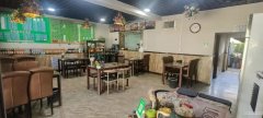 C9099五家渠外环路华容驾校对面140平餐饮旺铺转让