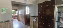 C9099五家渠外环路华容驾校对面140平餐饮旺铺转让