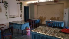 C9109位于昌吉市绿洲路海棠公馆一期临街160平店面转让