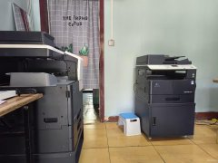 C9114昌吉市州一中旁边粮泰小区沿街打字复印门面转让