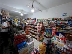 C9122昌吉商城路宇逸家园门口150平超市转让