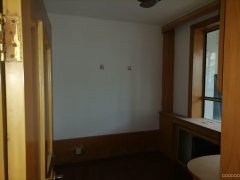 C9148新市区四平路联汇市场内中段95平门面出租