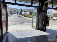 C9159乌鲁木齐市德海汽配城新装修店铺转让