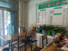 C9162位于昌吉市长宁南路五彩新城临街餐饮店面转让