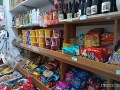 C9169位于昌吉市世纪大道一品尚都小区临街商超转让