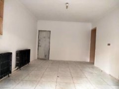 C8516位于昌吉市建国西路中医院旁临街门面