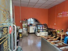 C9198昌吉市健康东路与建设路十字路口店铺转让