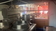 C9208沙雅县金水湾小区3期190平餐厅转让