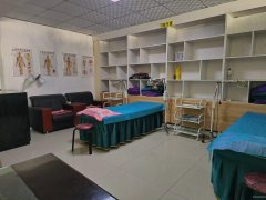 C9210昌吉市长宁路富友澳林花园小区沿街店铺转让