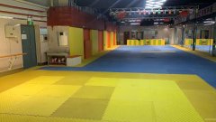 C9212位于北京南路和谐玫瑰园附近负一楼出租