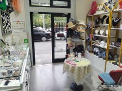 （成功案例）C9217天山区德邻苑小区外铺20平饰品店转让