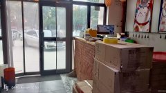 C9225位于呼图壁县西锦国际临街店面转让