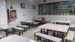 C9238位于昌吉市中山路中山商务广场临街店面转让