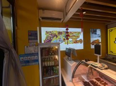 C9249位于昌吉华尔滋门口功夫王卤制品店转让