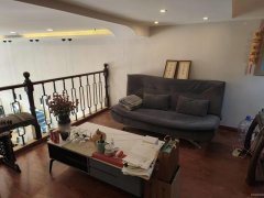 C9271万达金街沿街商铺美容院二楼出租