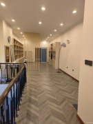 C9271万达金街沿街商铺美容院二楼出租