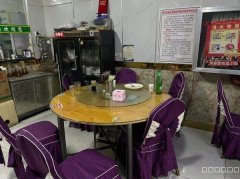 C9294位于五家渠君豪一期门口100平拌面馆转让