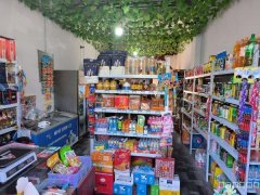 C9305昌吉市红旗西路营业中超市转让