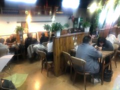 C9306昌吉金城维也纳经营中店铺转让