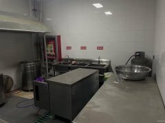 C9311昌吉青年路青年壹号70平餐饮店转让