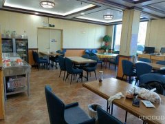 C9313位于吉木萨尔县希望家园一期临街138平店面转让